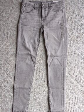 NWT American Eagle Next Level Jegging